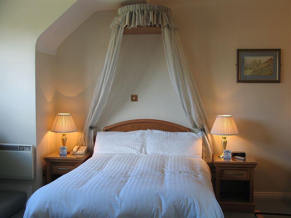 Old Weir Lodge Килларни Экстерьер фото