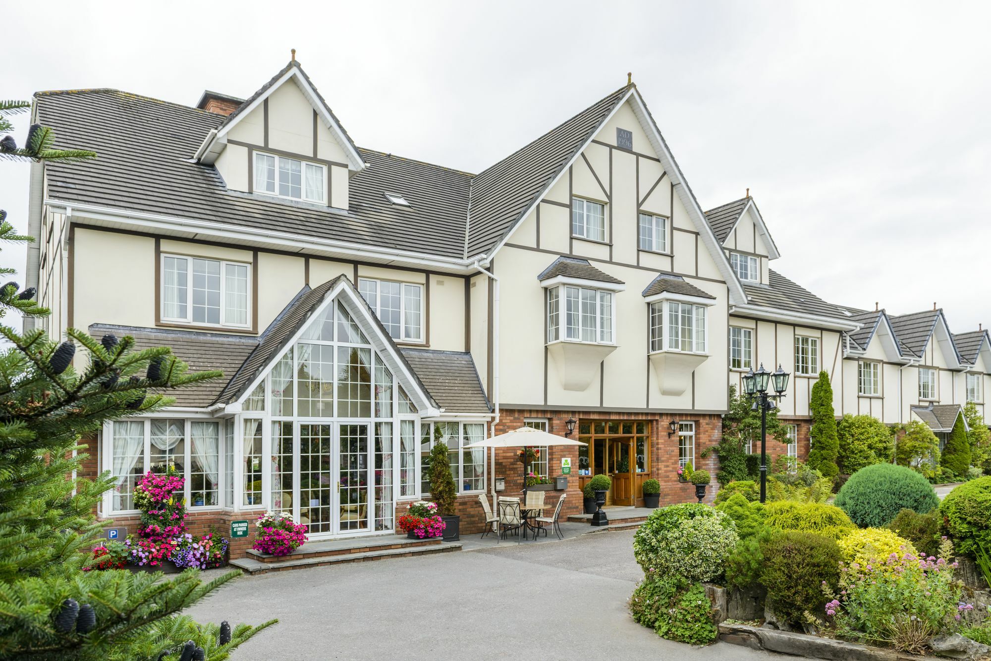 Old Weir Lodge Килларни Экстерьер фото